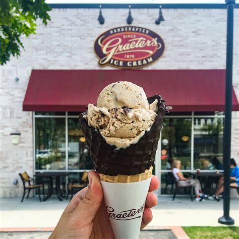 Graeter's ice cream company - The French Pot Process. Graeter’s is the last small batch ice cream maker still dedicated to this time-honored process; making our ice cream 2½ gallons at a time. 